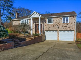 265 Shafer Rd, Coraopolis, PA 15108