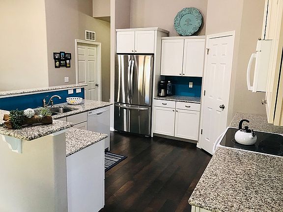 Granite and pantry closet
