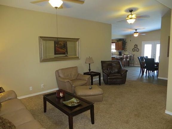 4th image of 8265 Laurie Ln