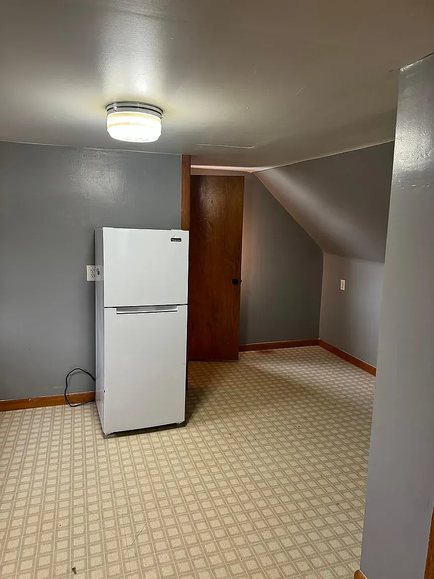 1 bed, 750 sqft, $800 — Photo 2