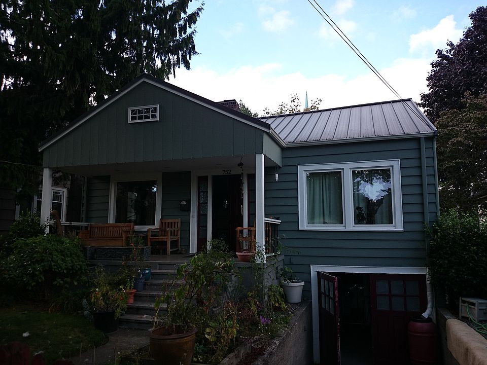 2nd image of 752 NE 56th St