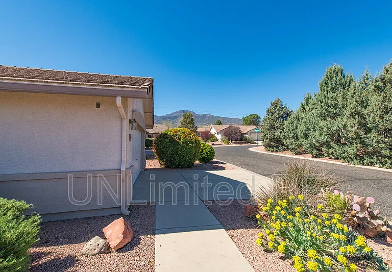 1865 W Wagon Wheel Rd — Photo 26