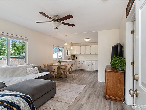 2nd image of 3622 W E Street