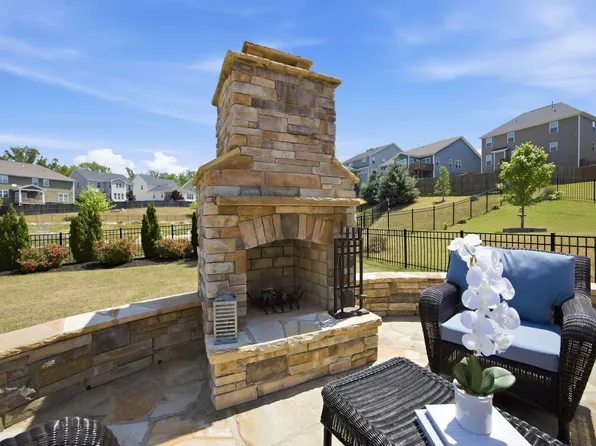 8920 Mother Nancy Dr, Wake Forest, NC 27587