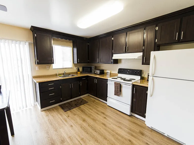 Midway Manor Apts. — Photo 67