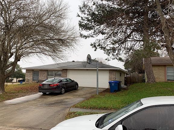 2nd image of 4954 Nuthatch St