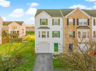 101 Quartz Rd, Martinsburg, WV 25404