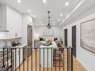 219 S 18th St #215, Philadelphia, PA, 19103