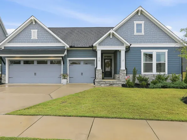 518 Serenity Walk Pkwy, Fuquay Varina, NC 27526