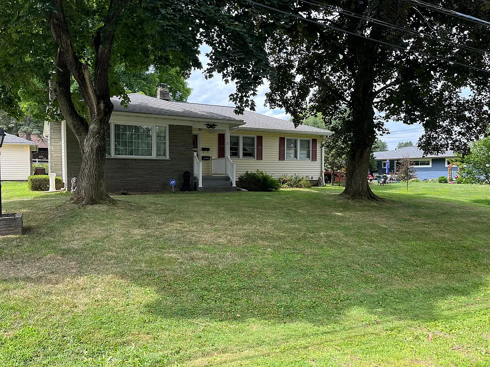 2 Harts Hill Pkwy