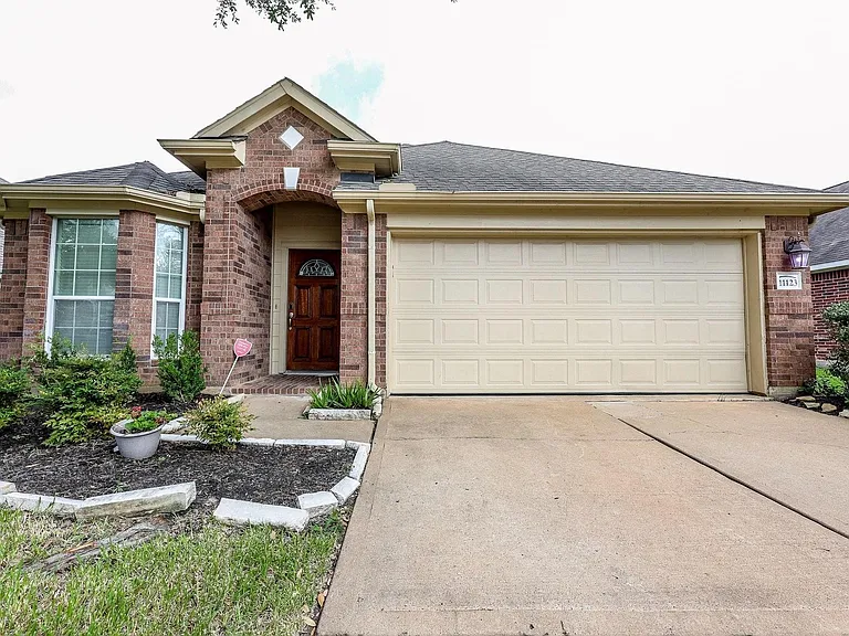 11123 Overland Trail Dr — Photo 1