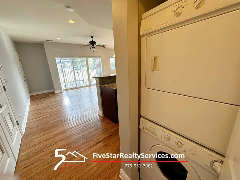 6112 W Diversey Ave #D-1 — Photo 9
