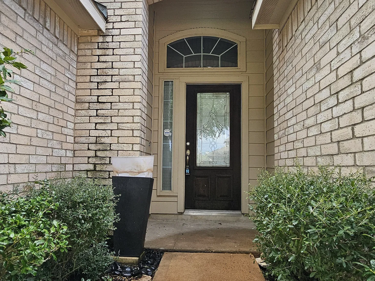 3 bed, 1462 sqft, $1,950 — Photo 3