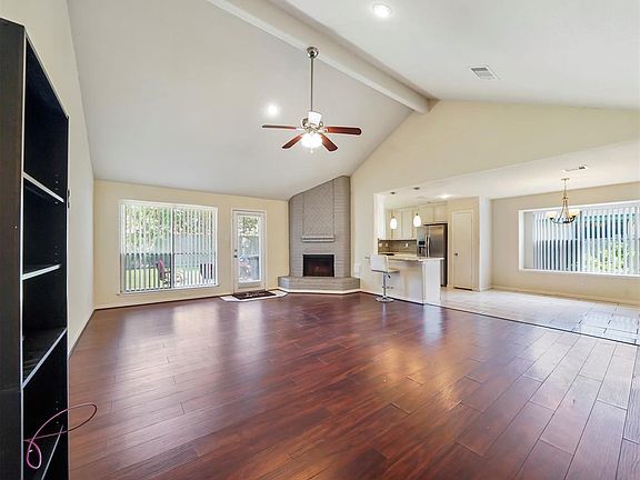 5th image of 1909 Eastwind Dr