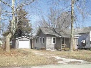 167 W Oak St, Canton, IL 61520