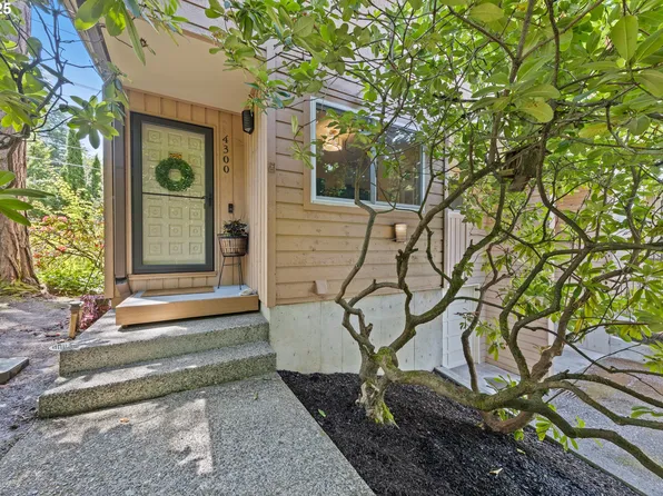 4300 Botticelli St, Lake Oswego, OR 97035