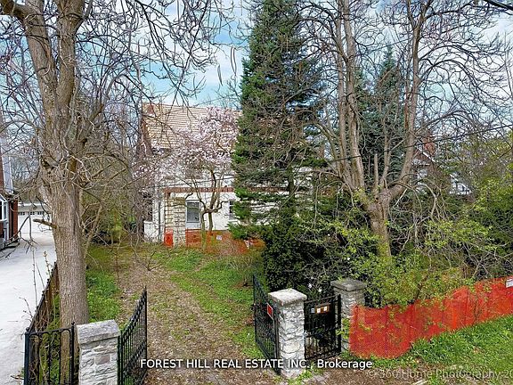 4th image of 132 Blythwood Rd