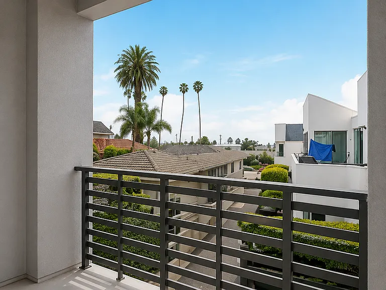 7339 Fay Ave — Photo 16