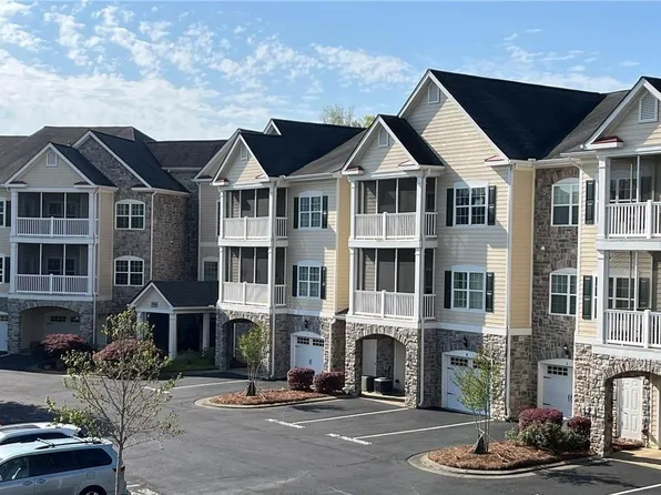 3202 Village Blvd SE, Rome, GA 30161