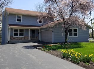 251 Thomas St, Cary, IL 60013