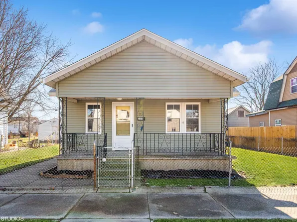 225 E Grove St, Mishawaka, IN 46545