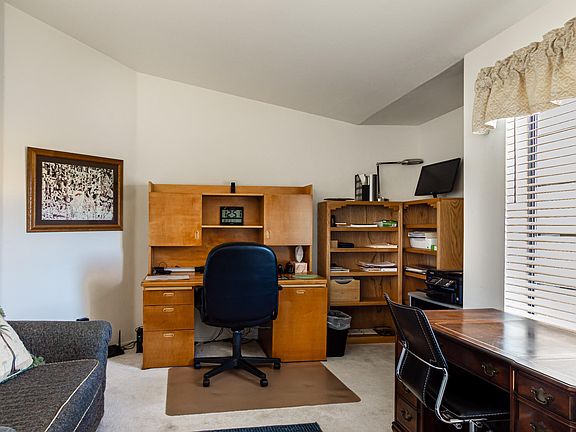 5th image of 37692 S Mashie Dr