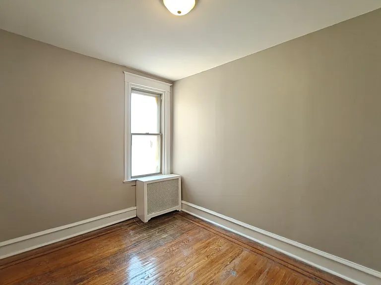 409 N Daggett St — Photo 8