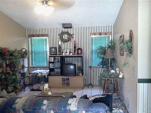 3rd image of 4309 Cottonwood Dr