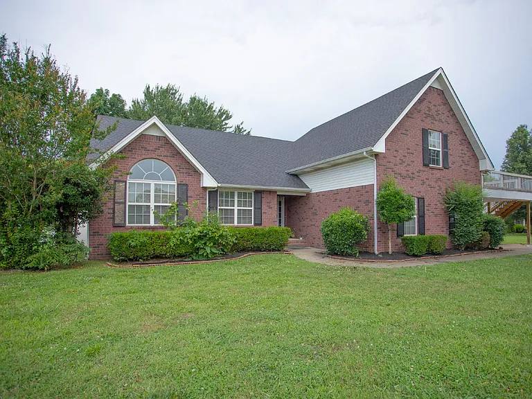 3441 Cross Meadow Dr — Photo 2