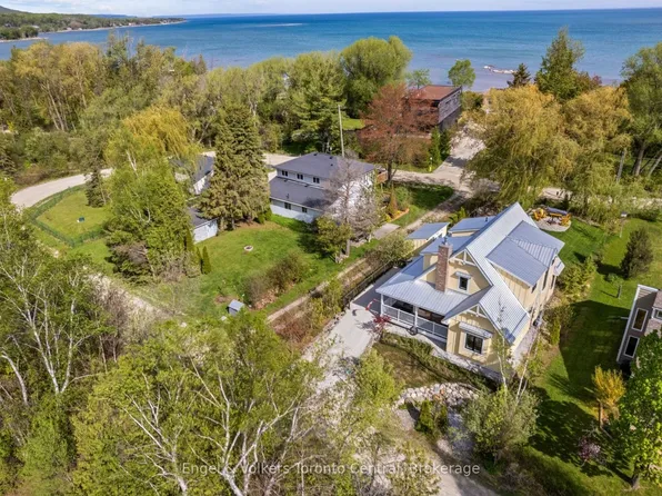 154 Blue Mountain Dr, The Blue Mountains, ON L9Y 0K9