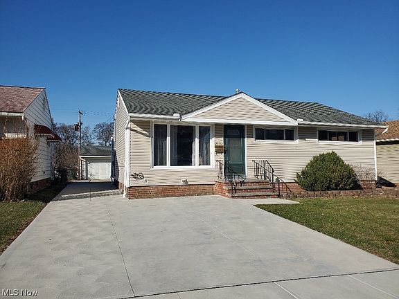 2nd image of 2802 Dellwood Dr