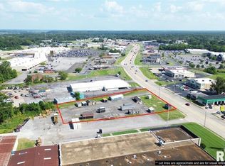 3050 Irvin Cobb Dr, Paducah, KY 42003