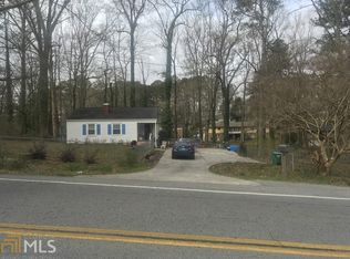 658 Dickens Rd, Lilburn, GA 30047