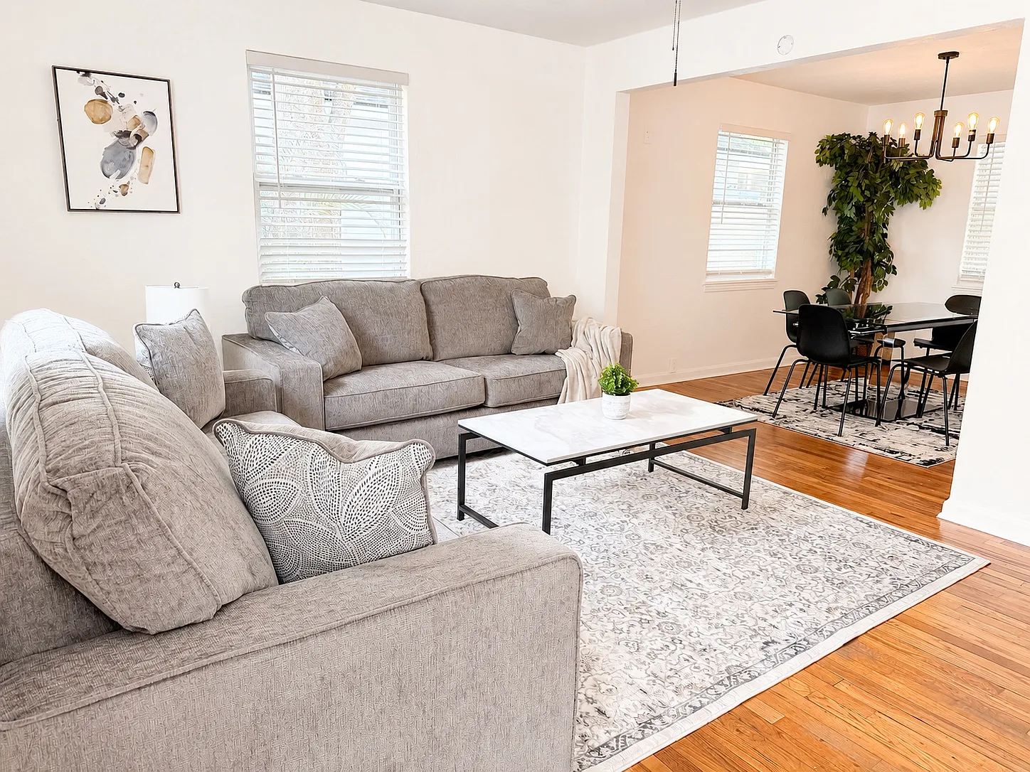 2 bed, 1044 sqft, $2,300 — Photo 2