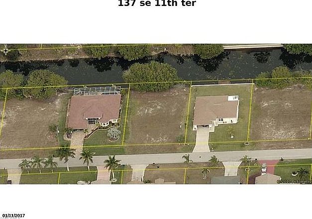 1st image of 137 SE 11th Ter