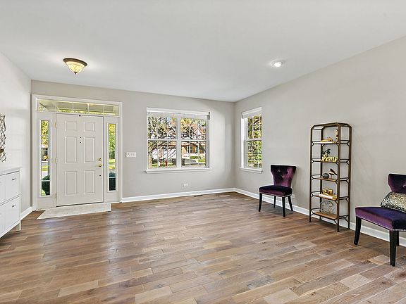 4th image of 2370 Fishhook Way
