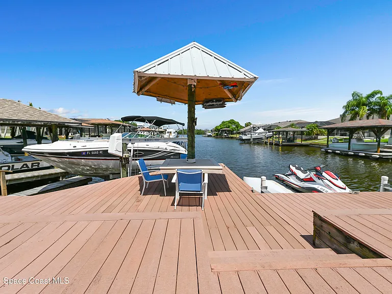 2230 Sykes Creek Dr — Photo 81