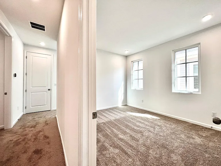 2116 Celebration Blvd — Photo 19