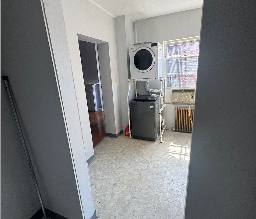 1st image of 340 Atwood St #2