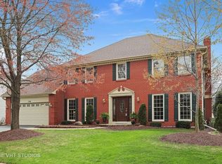 1346 Green Trails Dr, Naperville, IL 60540