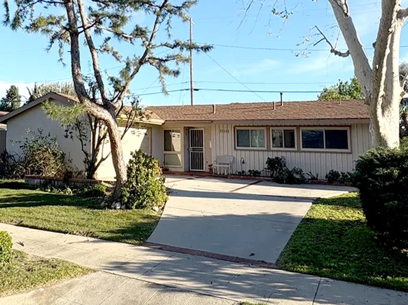 20548 Bryant St, Winnetka, CA 91306