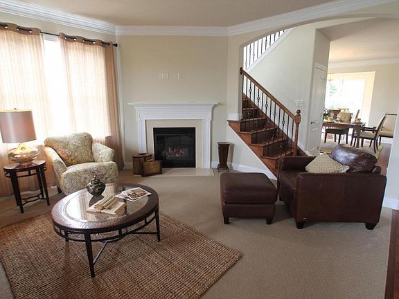 2nd image of 100 Sawgrass Dr #1