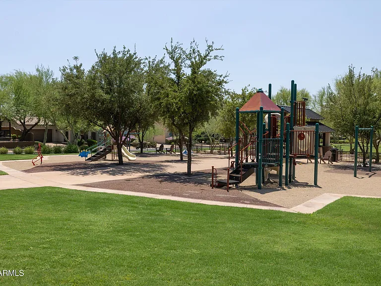 9260 E Desert Village Dr — Photo 38
