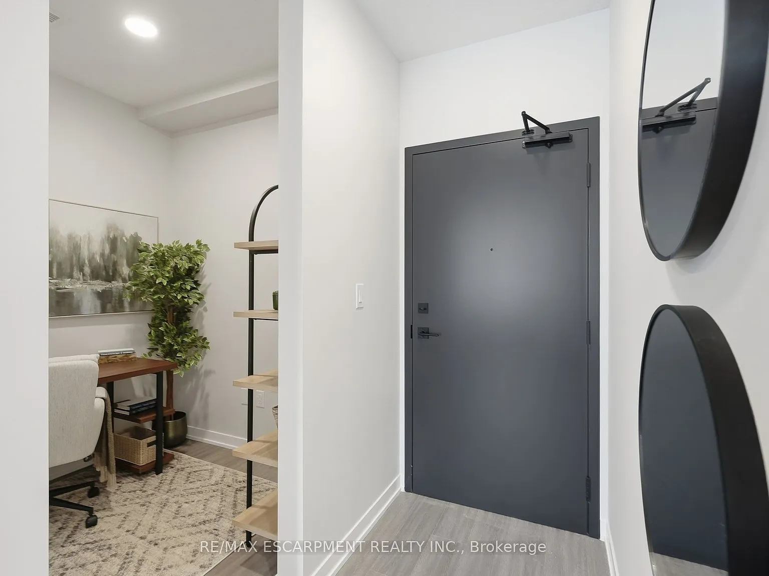 2 bed, $2,050 — Photo 4