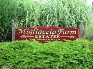 5 Crop Road, Petersburg, NJ 08270