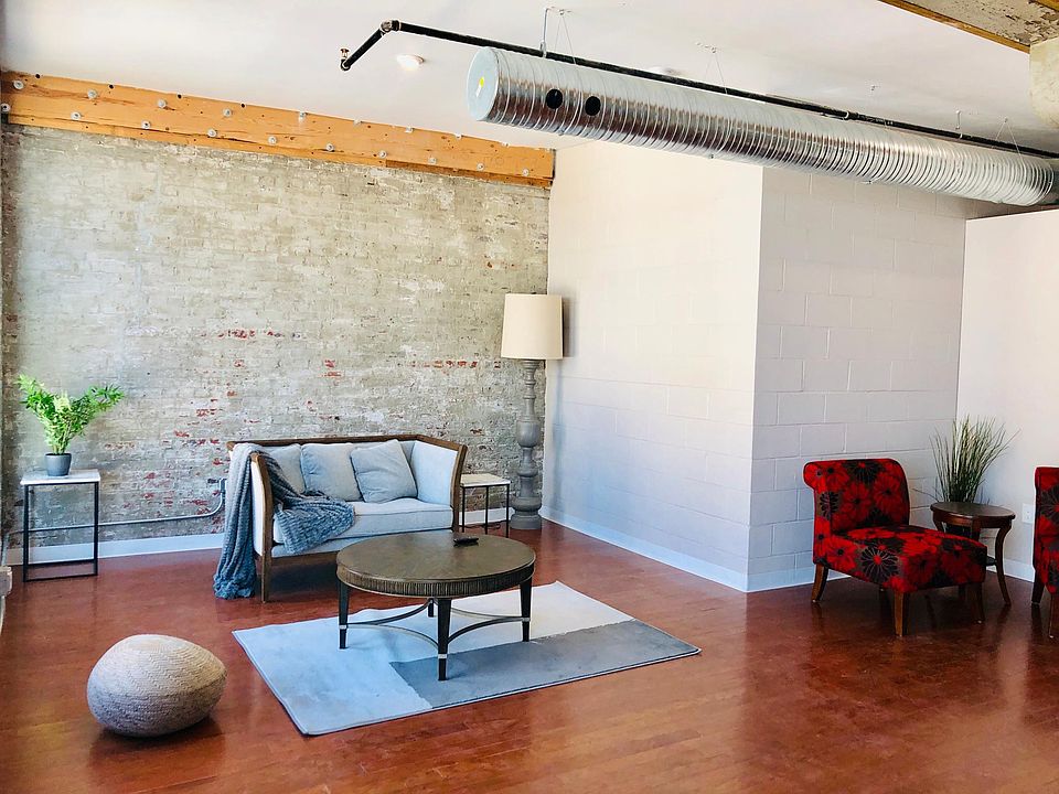 1st image of 1225 Union Ave #304