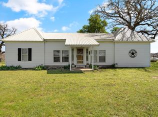 800 Finney Dr, Weatherford, TX 76085