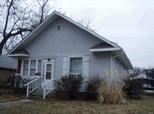 1031 N Ault St, Moberly, MO 65270