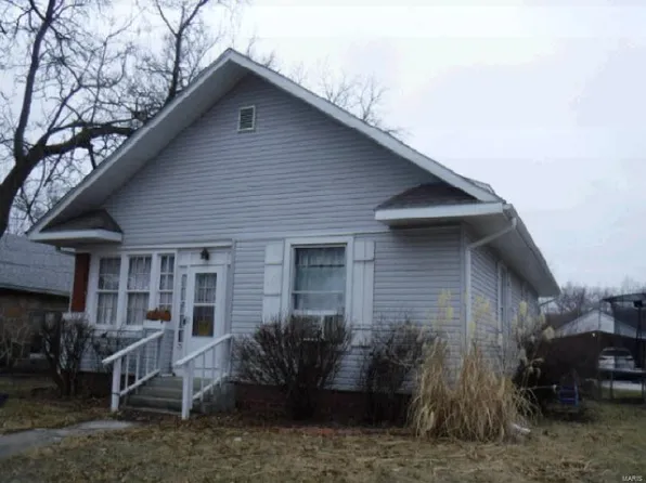 1031 N Ault St, Moberly, MO 65270