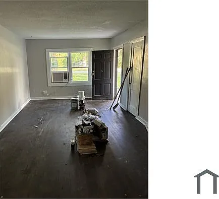 2105 Steiner St — Photo 4